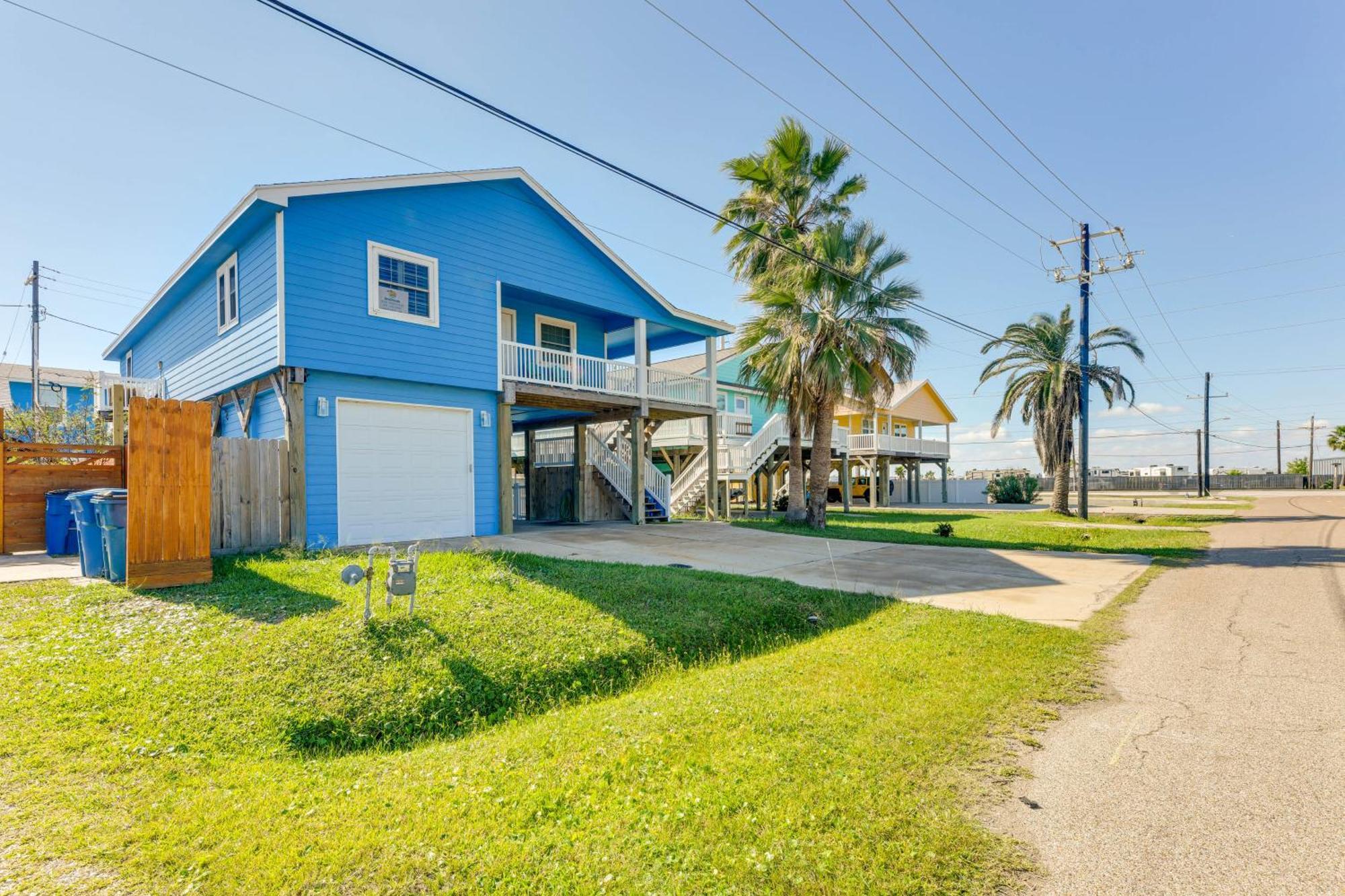 Trendy Port Aransas Home With Private Pool And Deck! Dış mekan fotoğraf
