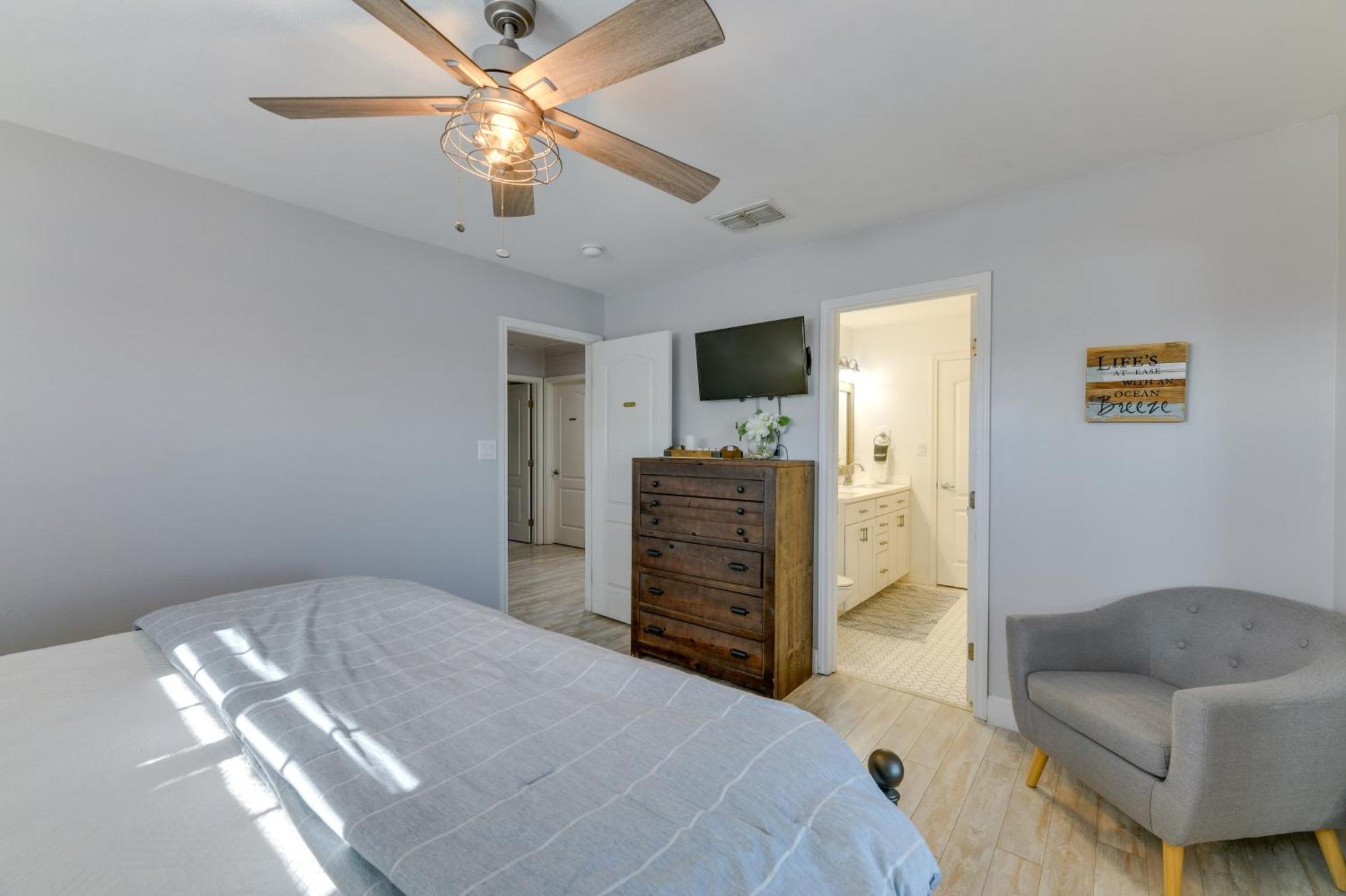 Trendy Port Aransas Home With Private Pool And Deck! Dış mekan fotoğraf