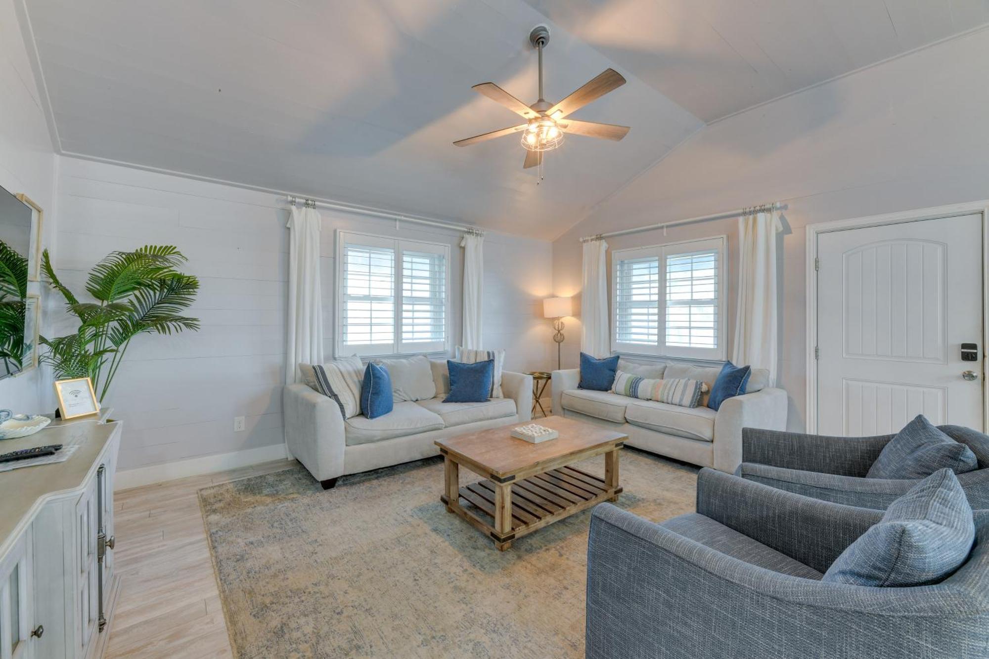 Trendy Port Aransas Home With Private Pool And Deck! Dış mekan fotoğraf