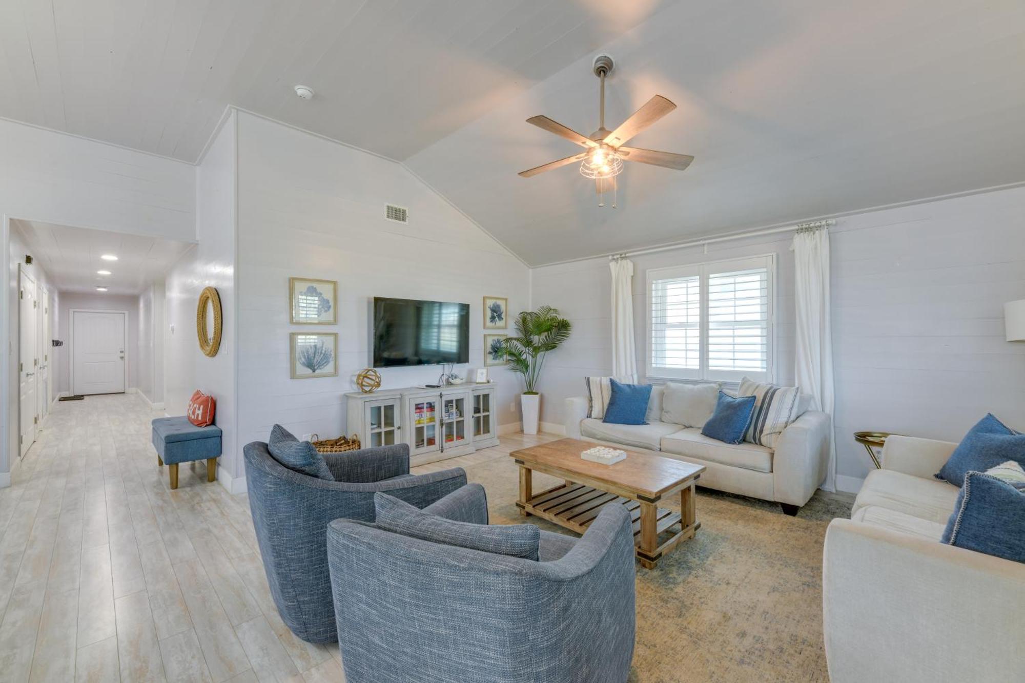 Trendy Port Aransas Home With Private Pool And Deck! Dış mekan fotoğraf